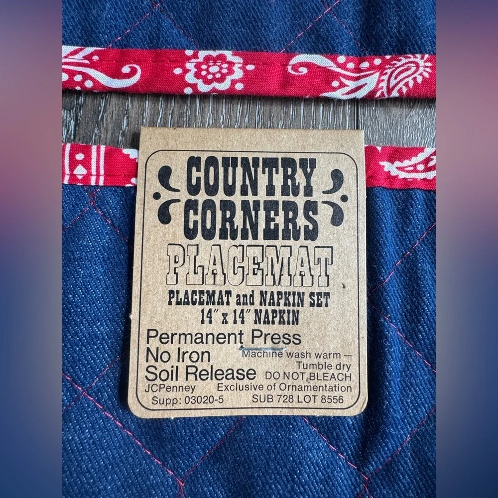 Country Corners Red Bandana & Denim Quilted Placemat Set, new with tags